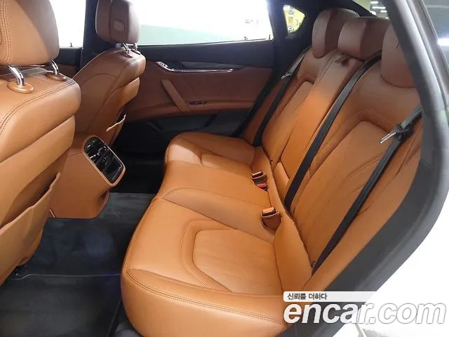 Maserati Quattroporte — фото 5
