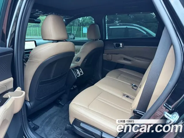 Kia Sorento — фото 11
