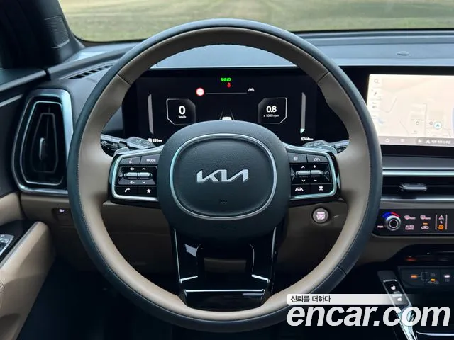 Kia Sorento — фото 12