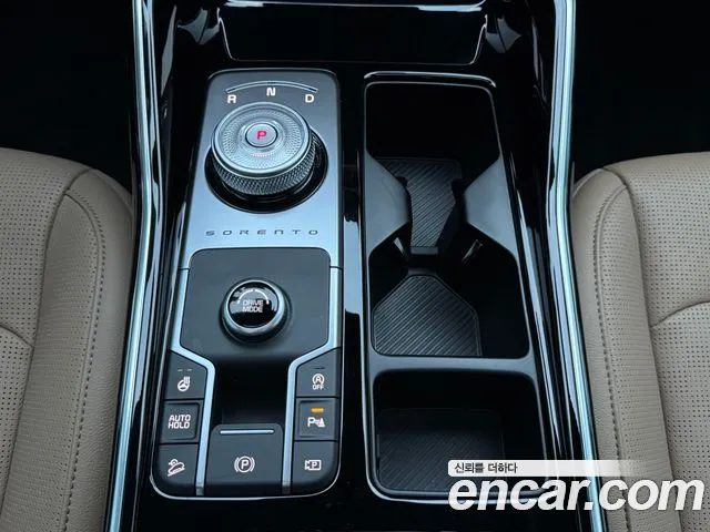 Kia Sorento — фото 9