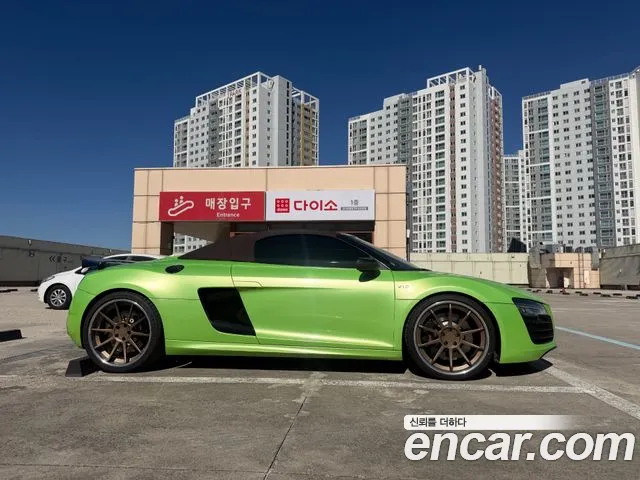 Audi R8 — фото 3