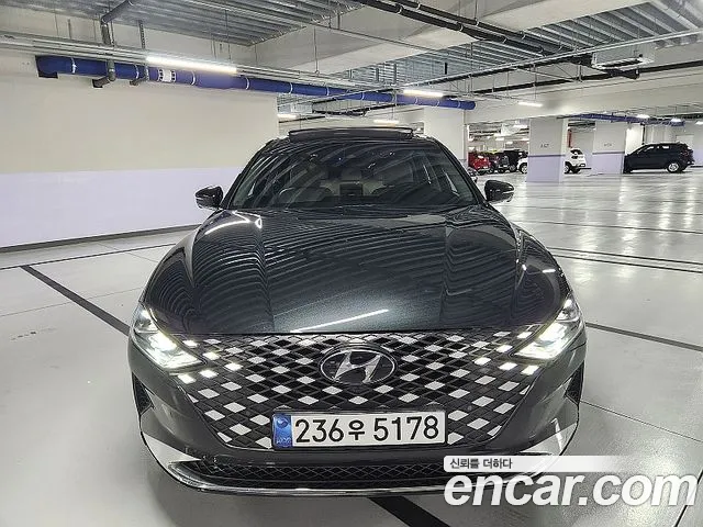 Hyundai Grandeur — фото 1