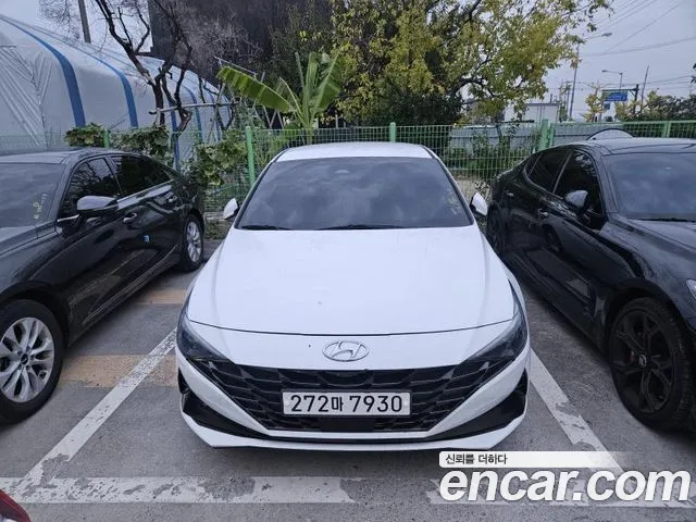 Hyundai Avante — фото 2