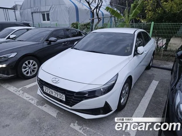 Hyundai Avante — фото 3