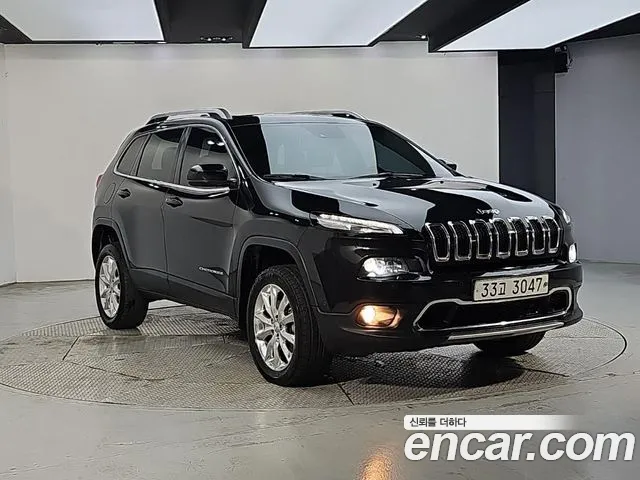Jeep Cherokee — фото 3