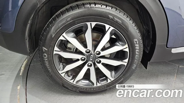 Kia Sportage — фото 5