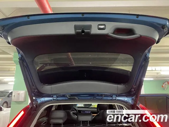 Kia Niro — фото 10