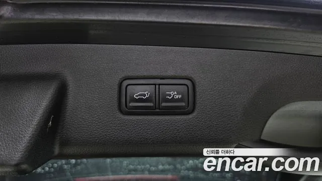 Kia Carnival — фото 36