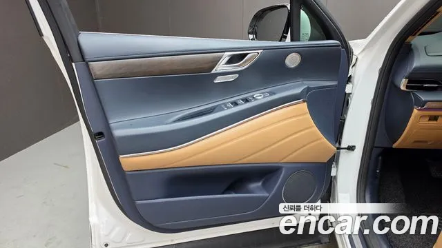 Genesis GV80 — фото 24