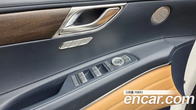 Genesis GV80 — фото 35