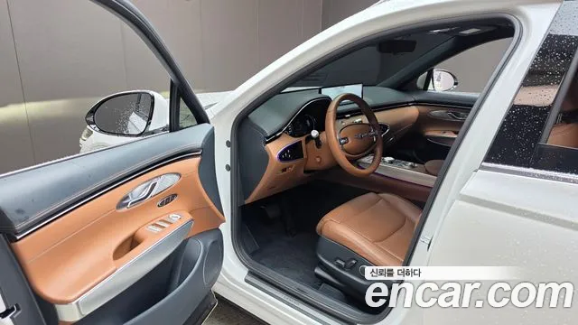 Genesis GV70 — фото 10