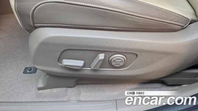 Kia Carnival — фото 32