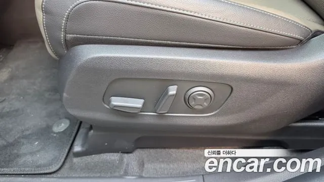 Kia Carnival — фото 30