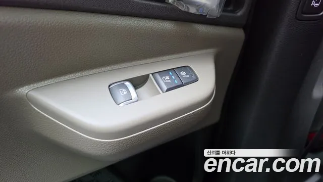 Kia Carnival — фото 31