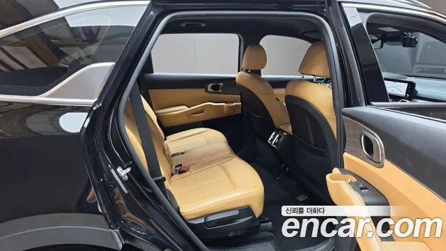 Kia Sorento — фото 11