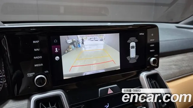 Kia Sorento — фото 15