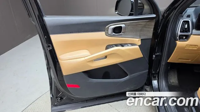Kia Sorento — фото 24