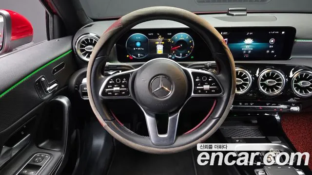 Mercedes-Benz A-Class — фото 13