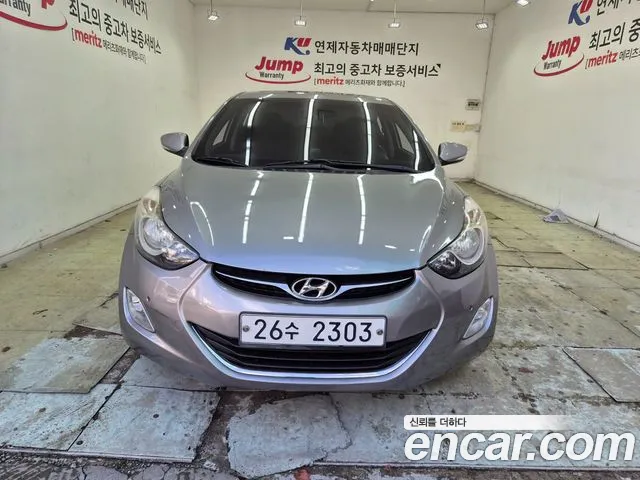 Hyundai Avante — фото 1