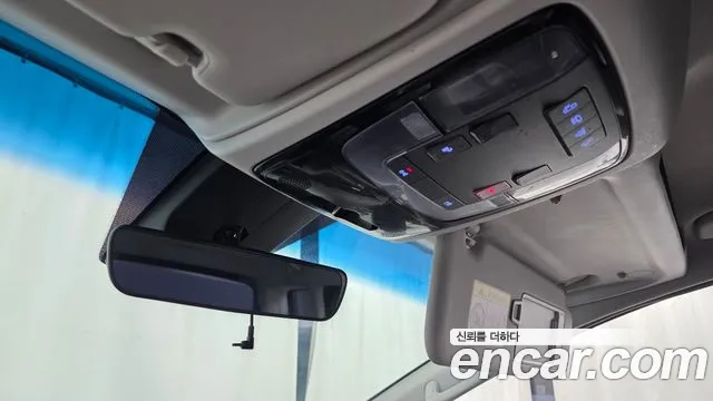 Hyundai Staria — фото 17