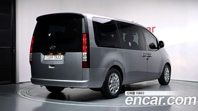 Hyundai Staria — фото 2