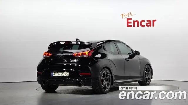 Hyundai Veloster — фото 2
