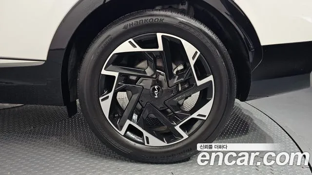 Kia Sportage — фото 21