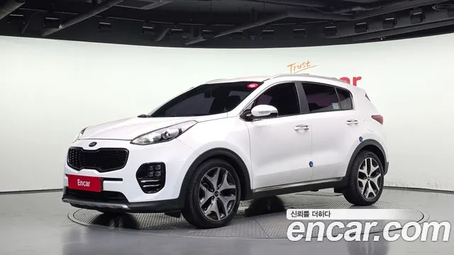 Kia Sportage — фото 1