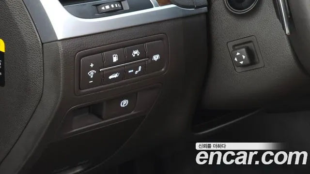 Hyundai Genesis — фото 15