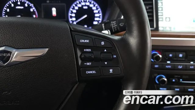 Hyundai Genesis — фото 18