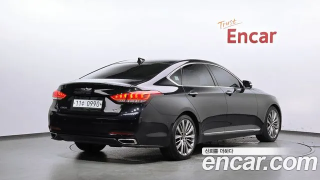 Hyundai Genesis — фото 2