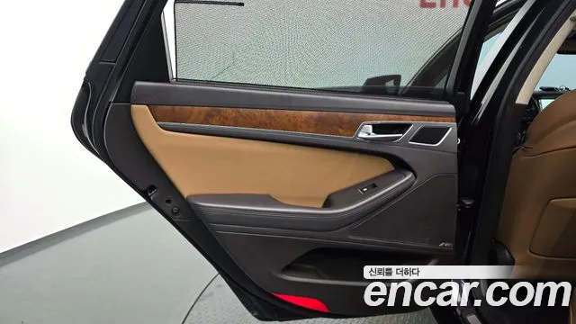 Hyundai Genesis — фото 25