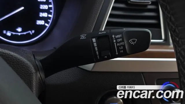 Hyundai Genesis — фото 28