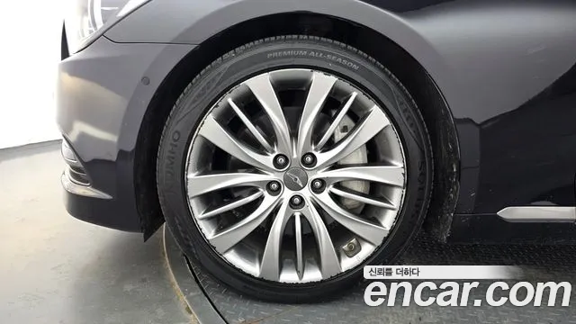 Hyundai Genesis — фото 5