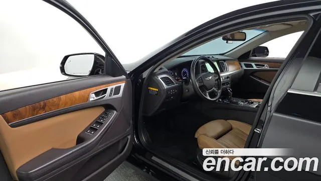 Hyundai Genesis — фото 10