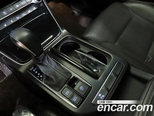 Hyundai Grandeur — фото 12
