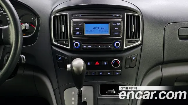 Hyundai Starex — фото 13
