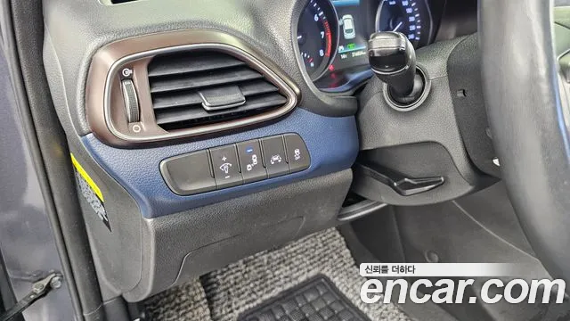 Hyundai i30 — фото 16