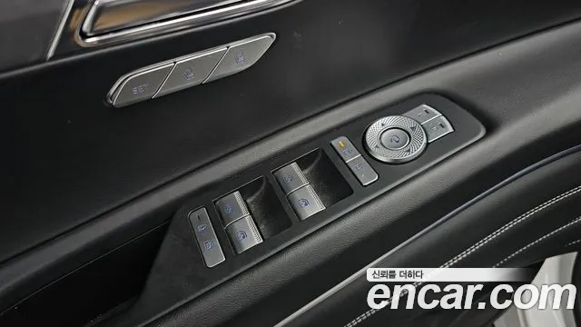 Genesis GV80 — фото 18