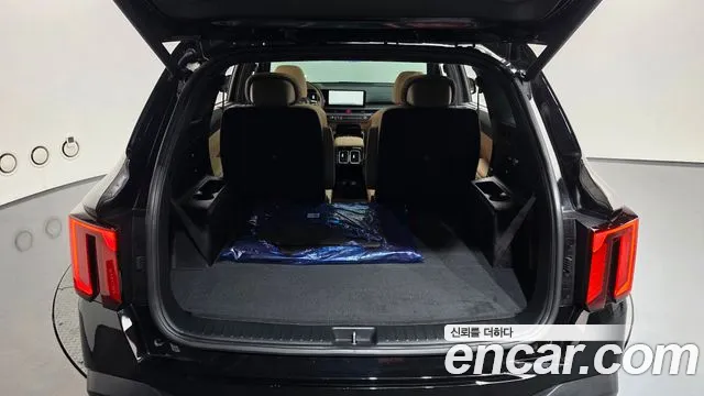 Kia Sorento — фото 18