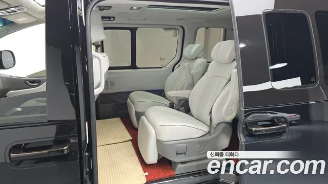 Hyundai Staria — фото 11
