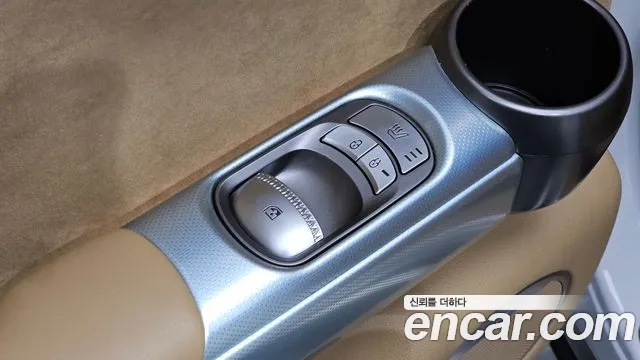 Genesis GV60 — фото 30