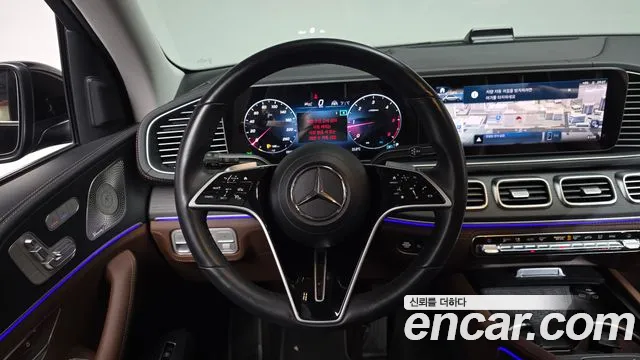 Mercedes-Benz GLE-Class — фото 14