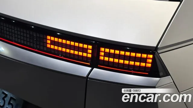 Hyundai Ioniq 5 — фото 23