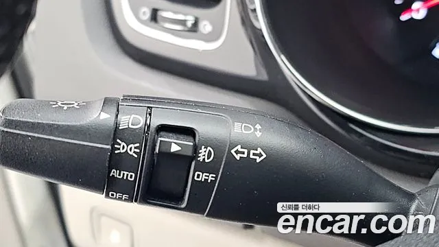 Kia Carnival — фото 27
