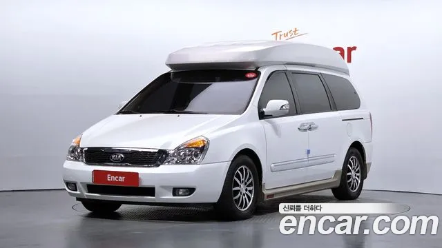 Kia Carnival — фото 1