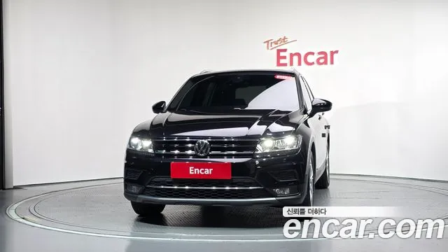 Volkswagen Tiguan — фото 2