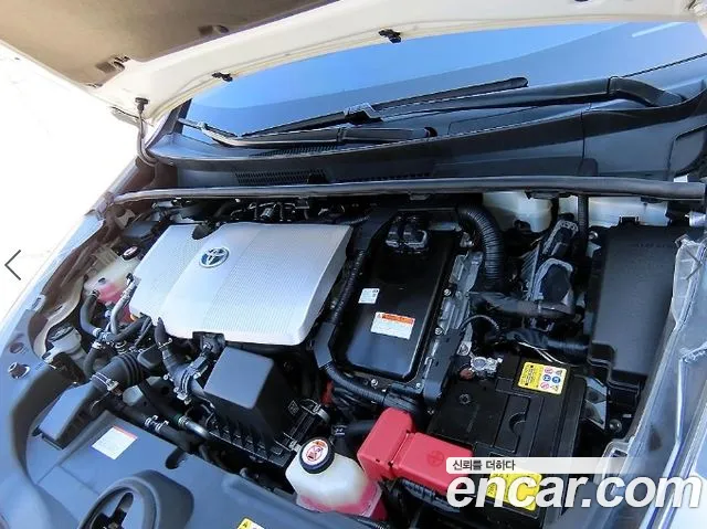 Toyota Prius — фото 17