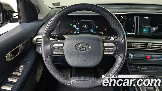 Hyundai Nexo — фото 14
