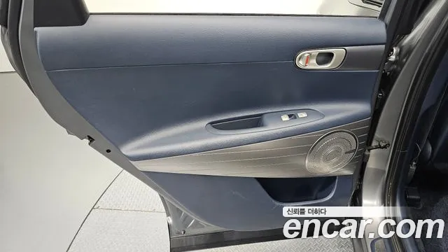 Hyundai Nexo — фото 25
